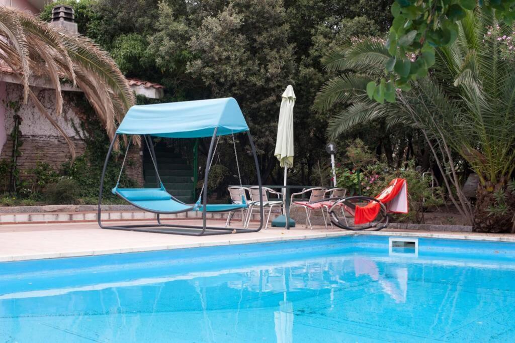 Loft Mansardato Con Giardino E Piscina In Villa Privata Loft With Garden And Swimming Pool In A Private Villa Sestu Exterior foto