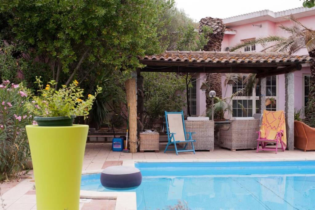 Loft Mansardato Con Giardino E Piscina In Villa Privata Loft With Garden And Swimming Pool In A Private Villa Sestu Exterior foto